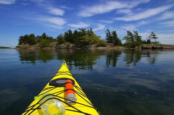 Kayaking-Trip-in-the-1000-Islands,-Ontario,-Canada