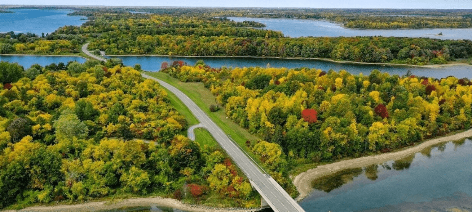 Long Sault Parkeay Oct. 2024 Park of the St. Lawrence